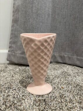FR Faianças Ramos Portugal Pink Waffle Cone Ceramic Sundae Ice Cream Dish